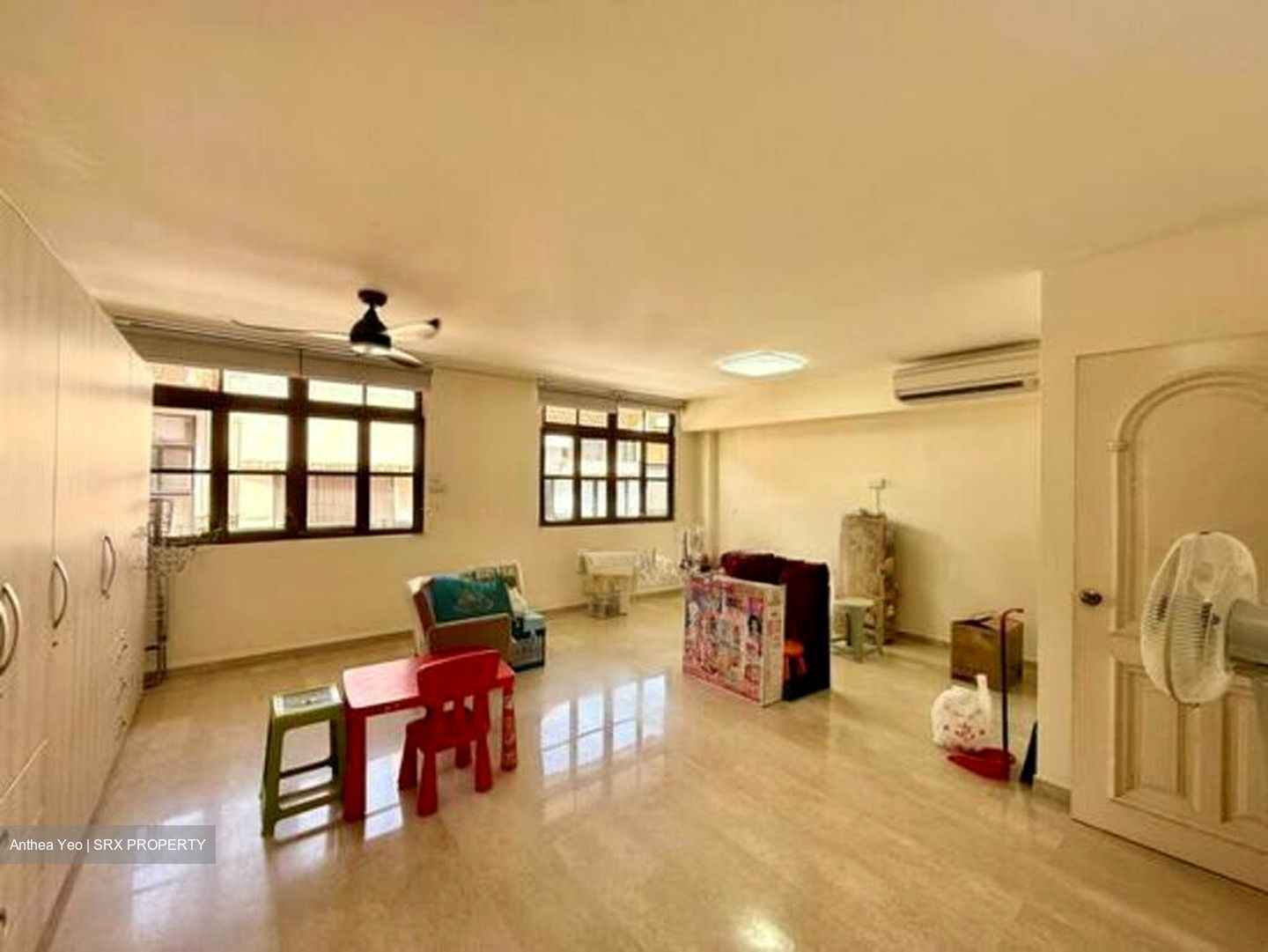 Cambridge Road (D8), Terrace #551977631